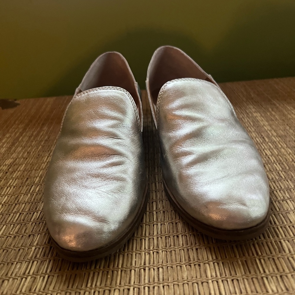 Lucky Brand Silver Leather Loafers. Buttery soft leather.